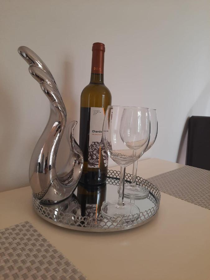 Apartman Matty V Tichom Dvore Priamo V Centre Pozsony Kültér fotó